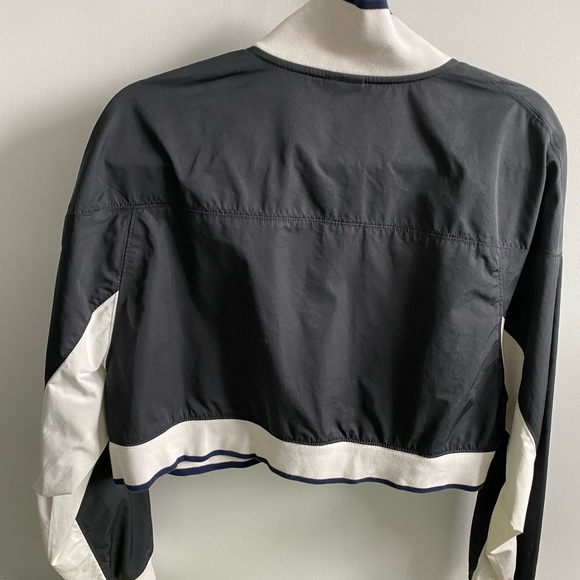 Nike jacket - Picture 2 of 2